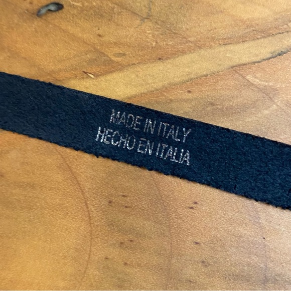 Sisley Flat Black Leather Sandals with Stud Detail - Picture 7 of 8